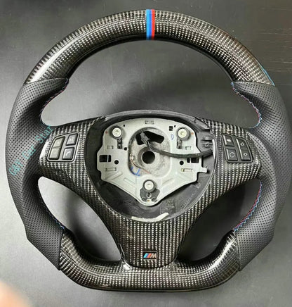 Volant en fibre de carbone pour BMW série 3 E82 E84 E87 E90 E92 E93
